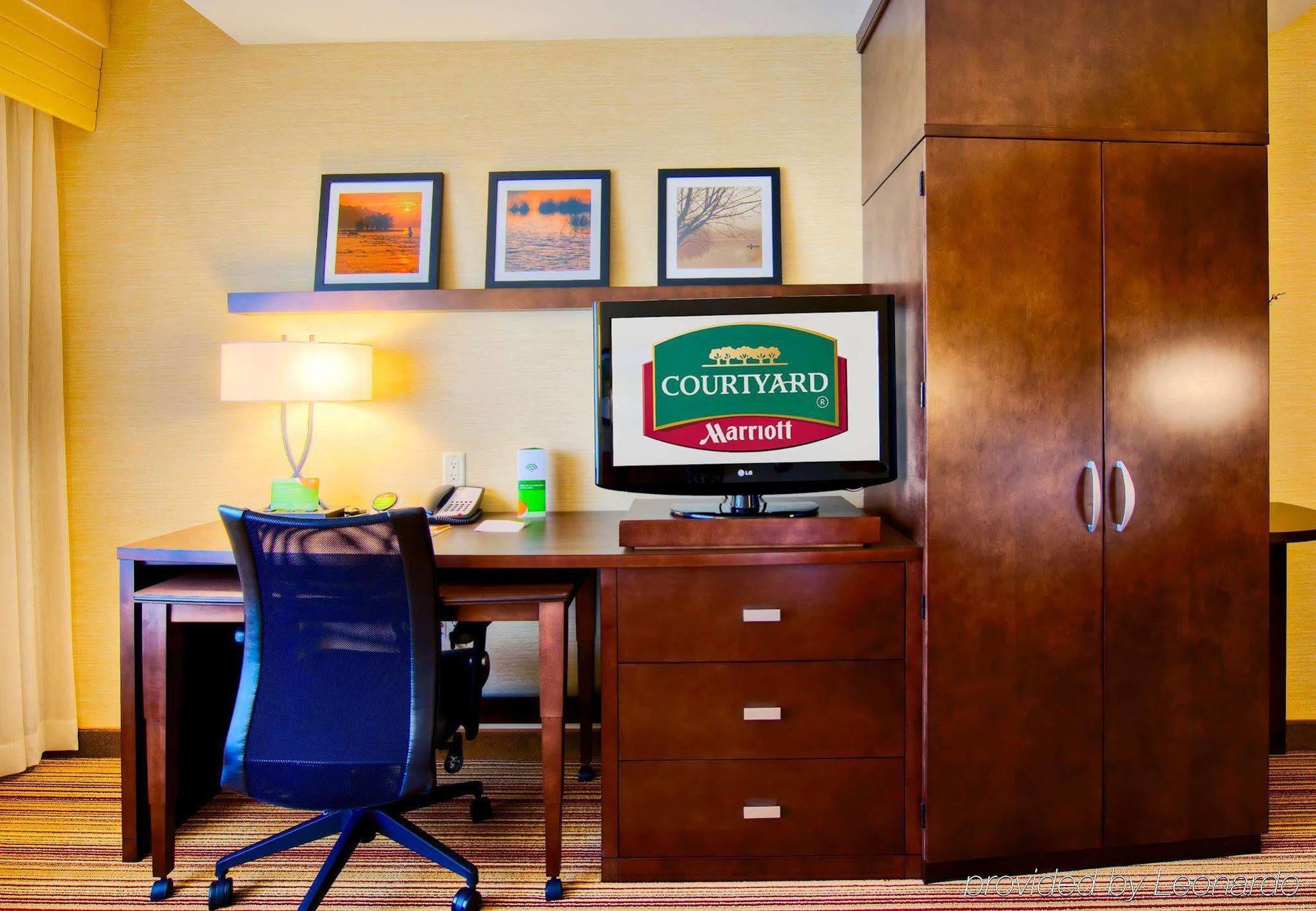 Courtyard By Marriott Houma